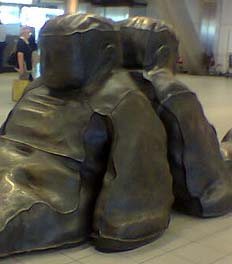 Sculpture at Schiphol Airport by Meri Williams 07-16-06