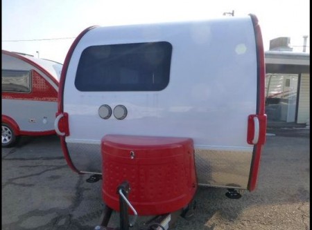 2013 TAB S Little Guy Trailer with a bathroom from Starling Travel