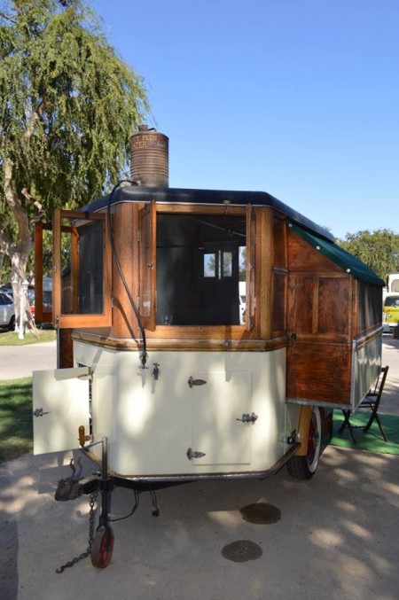 1945 Homemade Popup from Vintage Camper Trailers