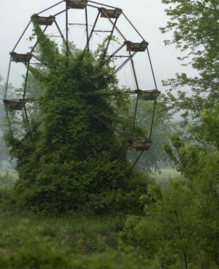 Abandoned Amusement Park from Starling Travel