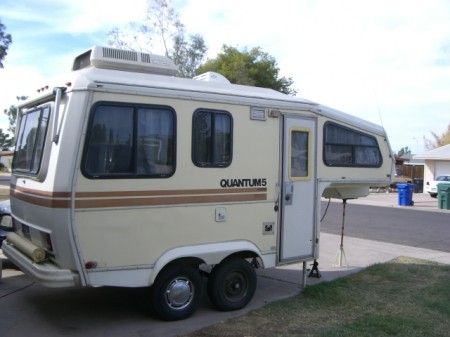 Quantum 5 Contempo Fifth Wheel Fiberglass Trailer