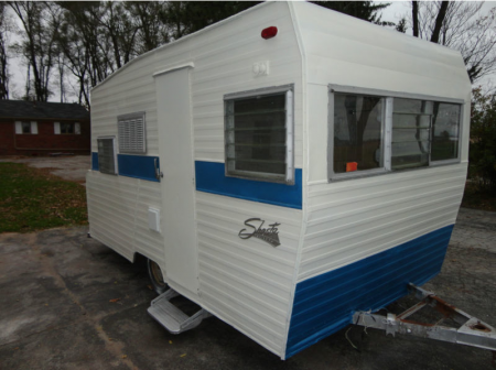 Shasta 13' Trailer 1967 from Starling Travel